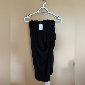 Size medium long black Windsor skirt. Never been worn.